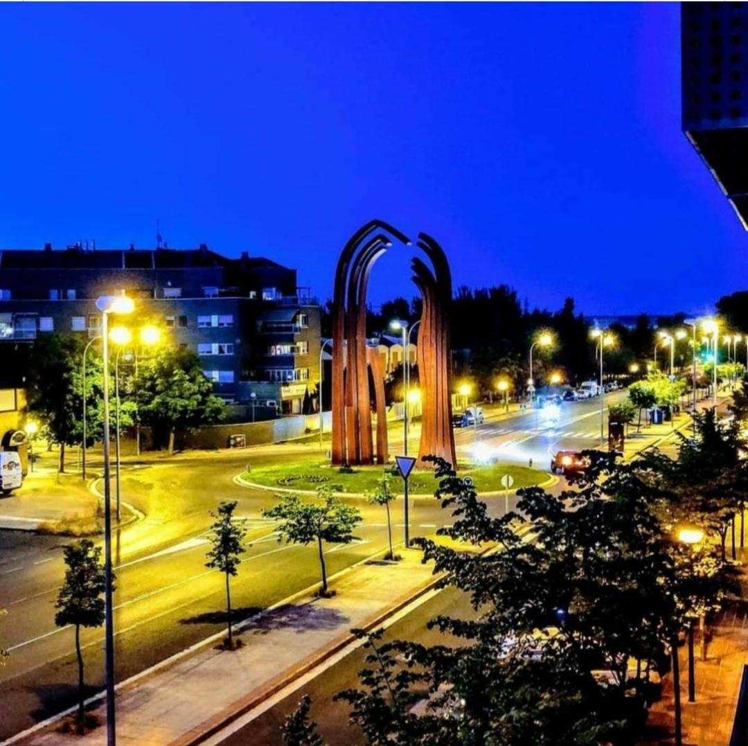 Gonzalo De Berceo 15 " Calidad-Sobrio" And " Free Private Parking " Leilighet Logroño Rom bilde